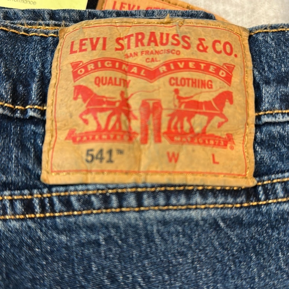 Levi's 541 Athletic Blue Jeans 48x32 NWT - Picture 13 of 13
